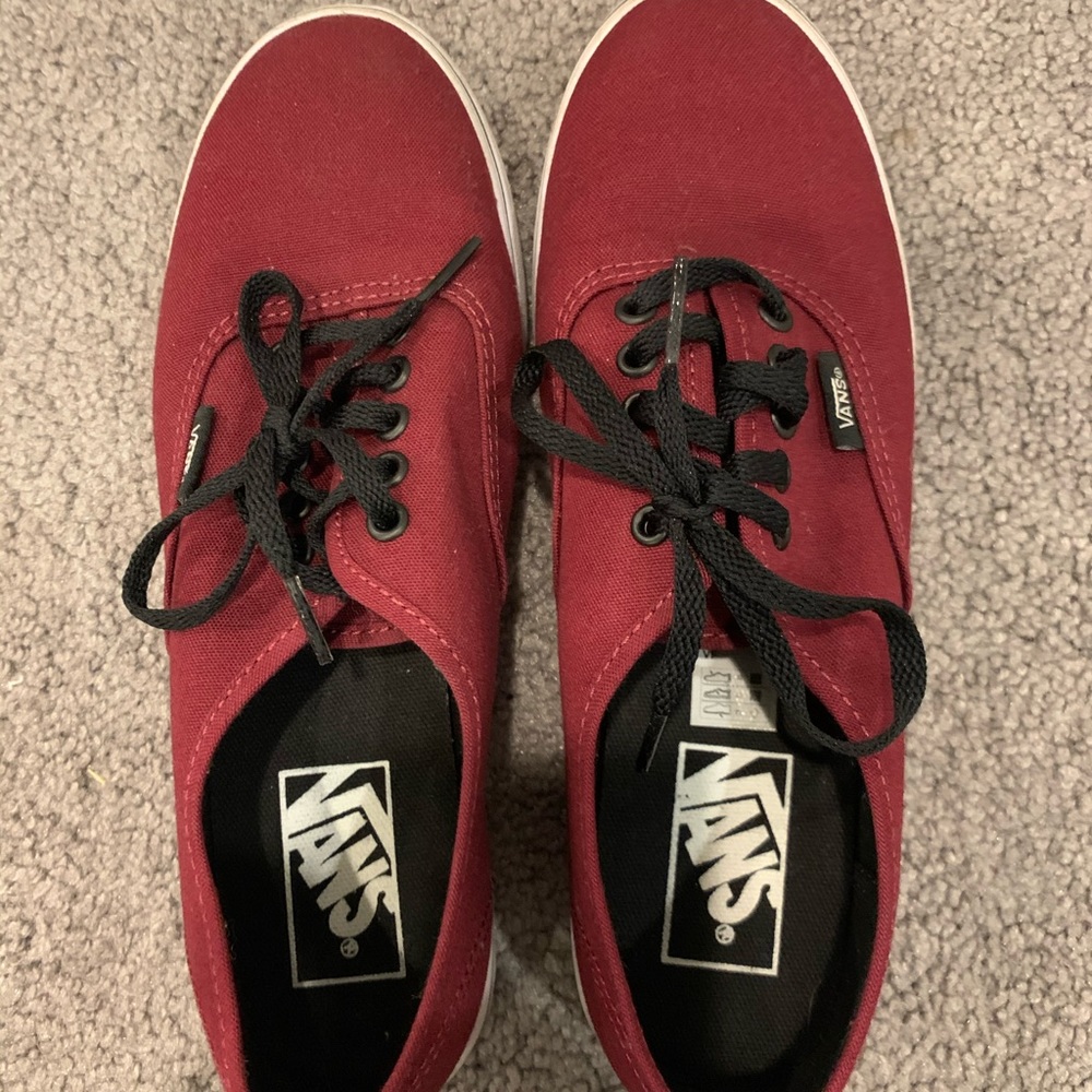 size 7 burgundy vans